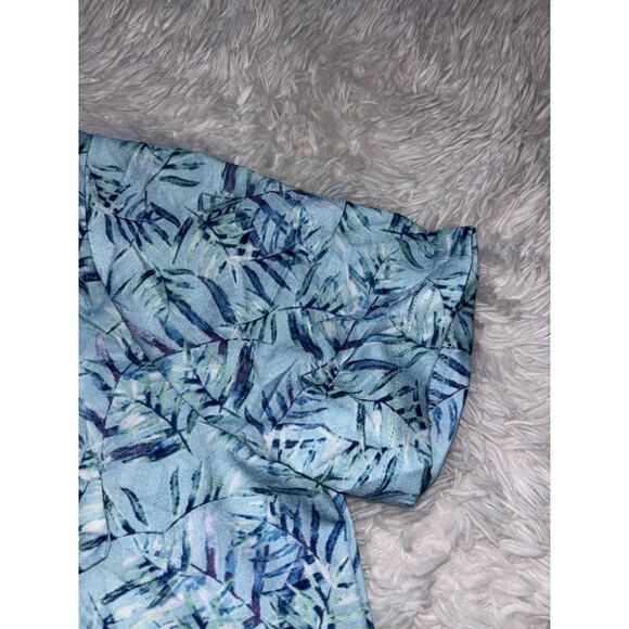 NineDaily women's sz. L Blue/ Aqua Design zip front top. New w/out tags. - Picture 6 of 9